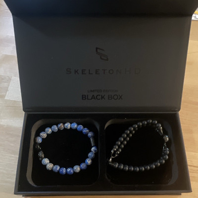 SkeletonHD Limited Edition Beaded Stone Bracelets Blue Black Ball/Bead Round Set
