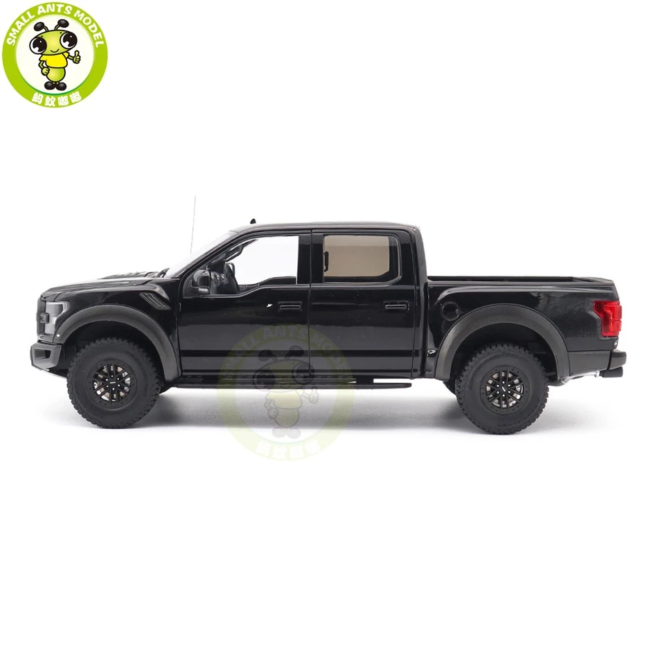 Coche modelo Ford F-150 Raptor AUTOart 72947 negro ágata 1/18 Foto 2 de 4