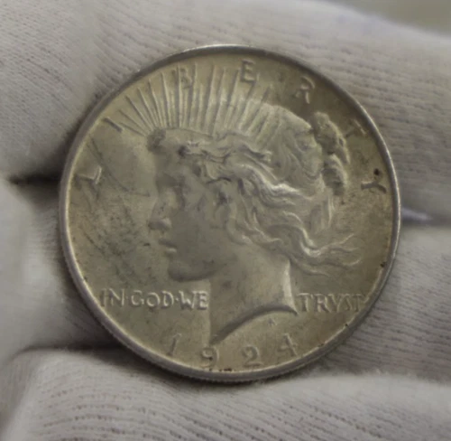 1924 US Peace Silver Dollar $1  AU