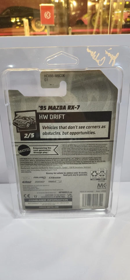 Hot Wheels 95 Mazda RX-7 Dragón Multicolor con ANIME hembra PERSONALIZADO 1/64 ¡1de 1! Foto 3 de 4