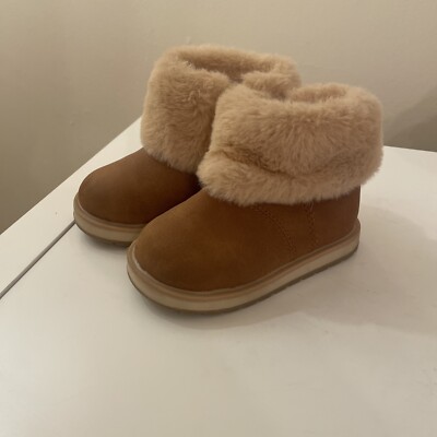Zara baby girl winter boots Brown and beige fur size 20 UK