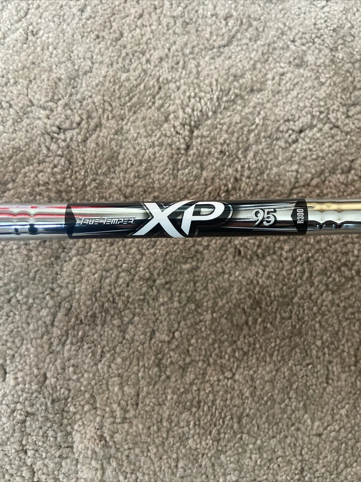 *** BRAND NEW *** Srixon ZX7 7 Iron True Temper XP95 R300 Regular - Image 3 of 4