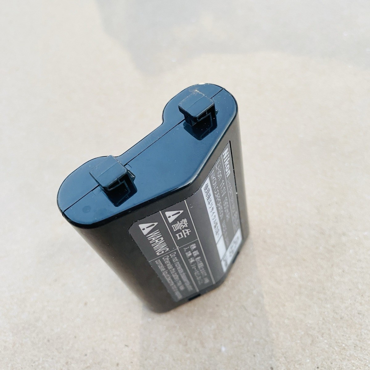 Genuine Nikon EN-EL4 Battery for D2H D2Hs D2X D2Xs D3 D3s D3X F6