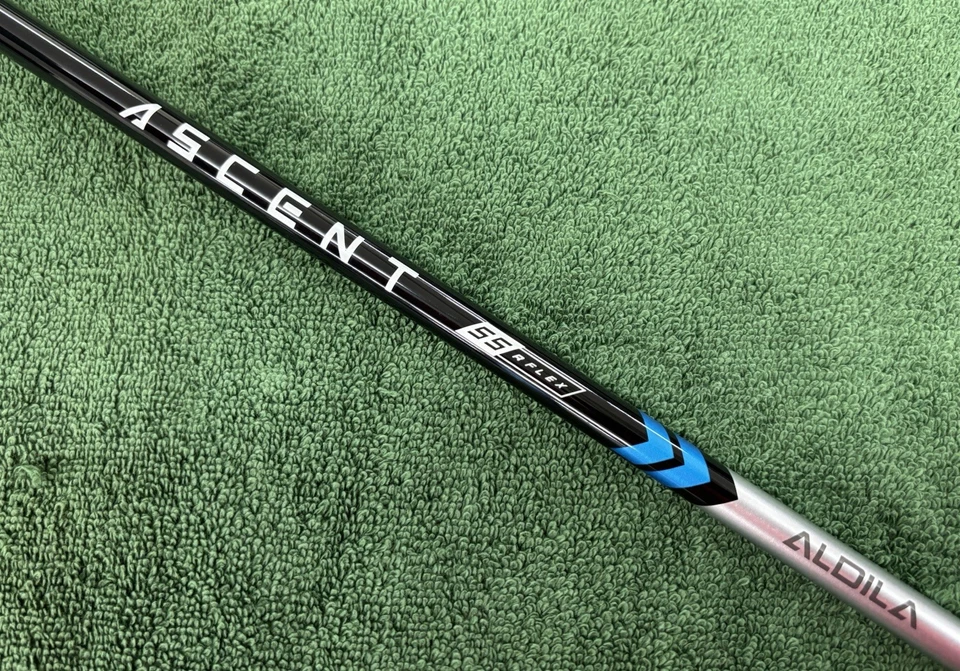 Tour Edge Hot Launch E524 22* 4-Hybrid w/ASCENT 55 Reg Flex ~MINT CONDITION! - Image 3 of 4