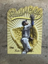 1999 Topps Baseball Cards 18
