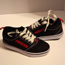 Heelys Wheeled Roller Sneaker Shoes Kids US 13 Black Red White Lace Up Low