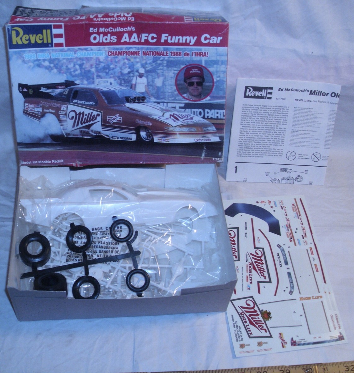 REVELL ED McCULLOCH'S 1989 OLDS MILLER BEER FUNNY CAR MODEL KIT 1