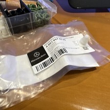 Genuine Mercedes W211 W219 Door Sill Clip Step Plate A0019976535 Genuine Mercedes W211 W219 Door Sill Clip Step Plate A0019976535