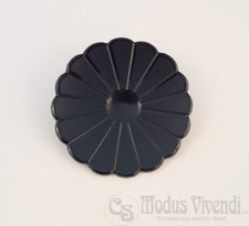 Antike runde Brosche Jett / Gagat * stlisierte Bl&uuml;te * schwarzer Trauerschmuck