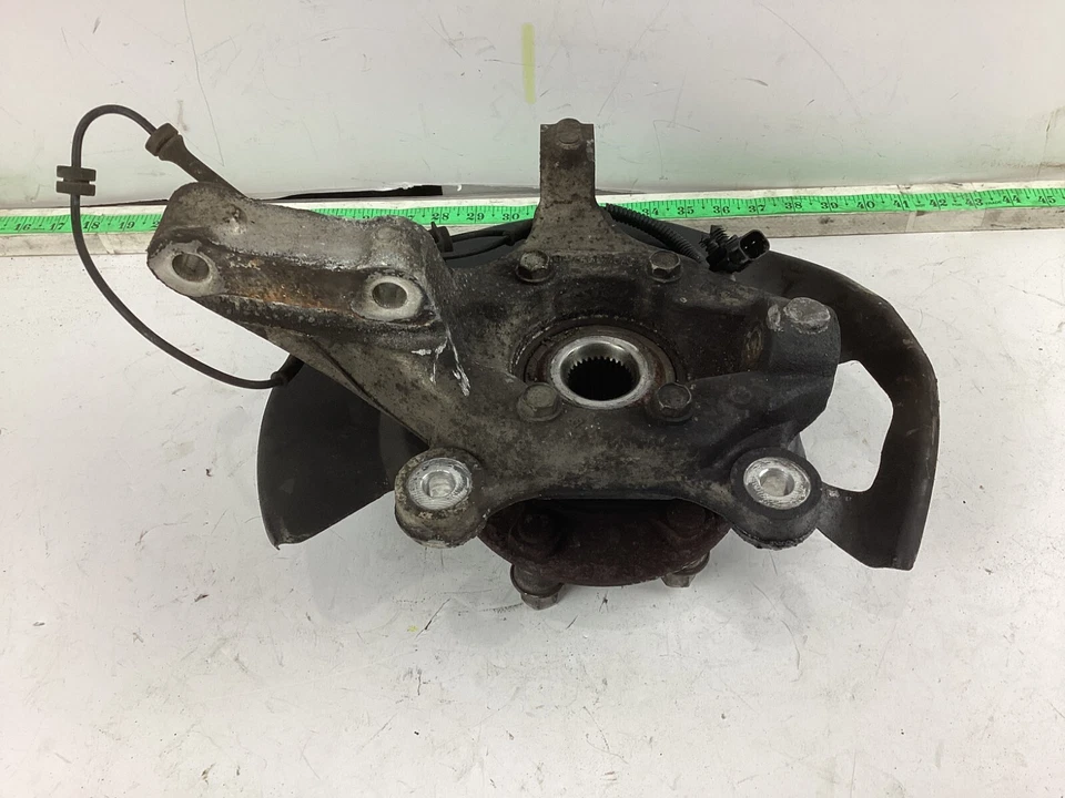 2013-2017 Dodge Grand Caravan Front Right Spindle Knuckle Bearing Hub OEM - Image 4 of 4