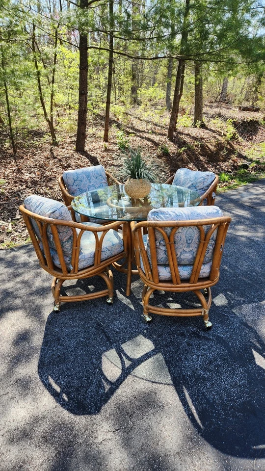 Ficks Reed Rattan Mid Century Dining Set With 4 Chairs& Glass Top Round Table  - Image 4 of 4