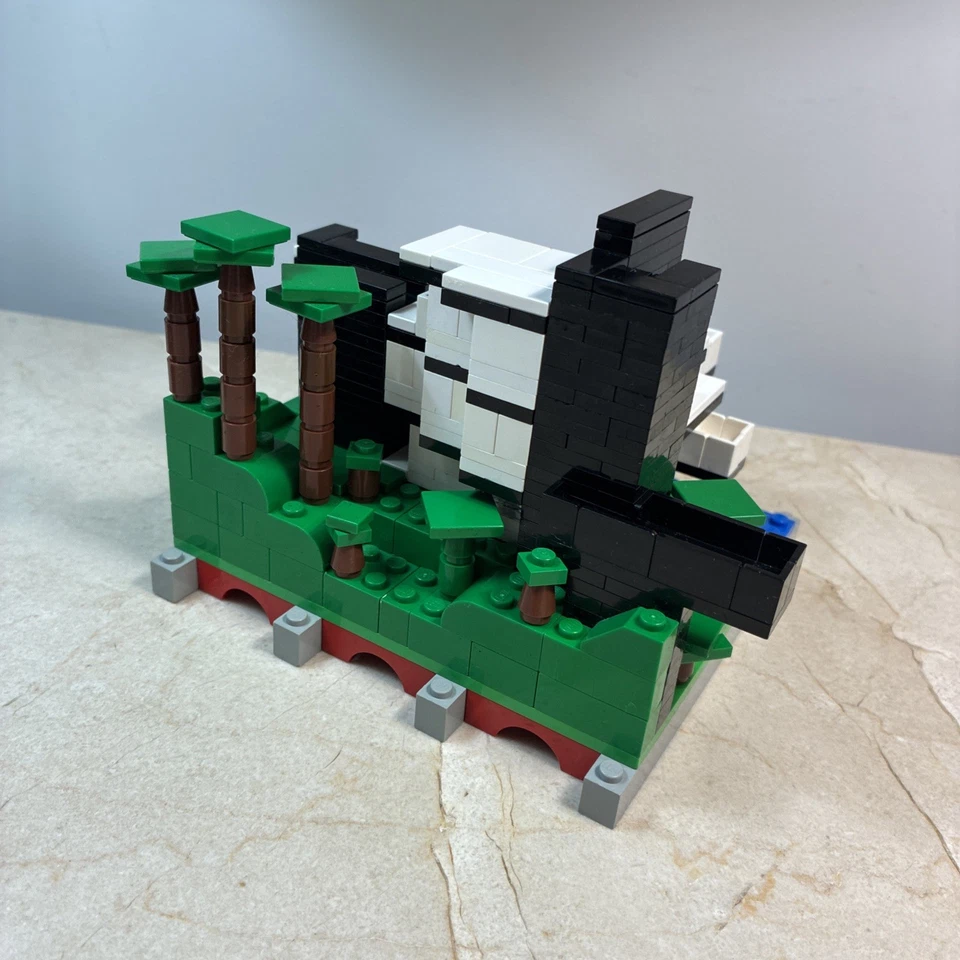 Custom Black White LEGO ARCHITECTURE Fallingwater Building Frank Lloyd Wright - Image 4 of 4