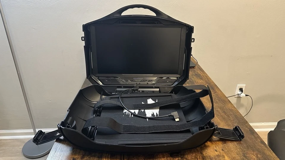 Games Vanguard Portable Gaming Environment - Image 2 of 4