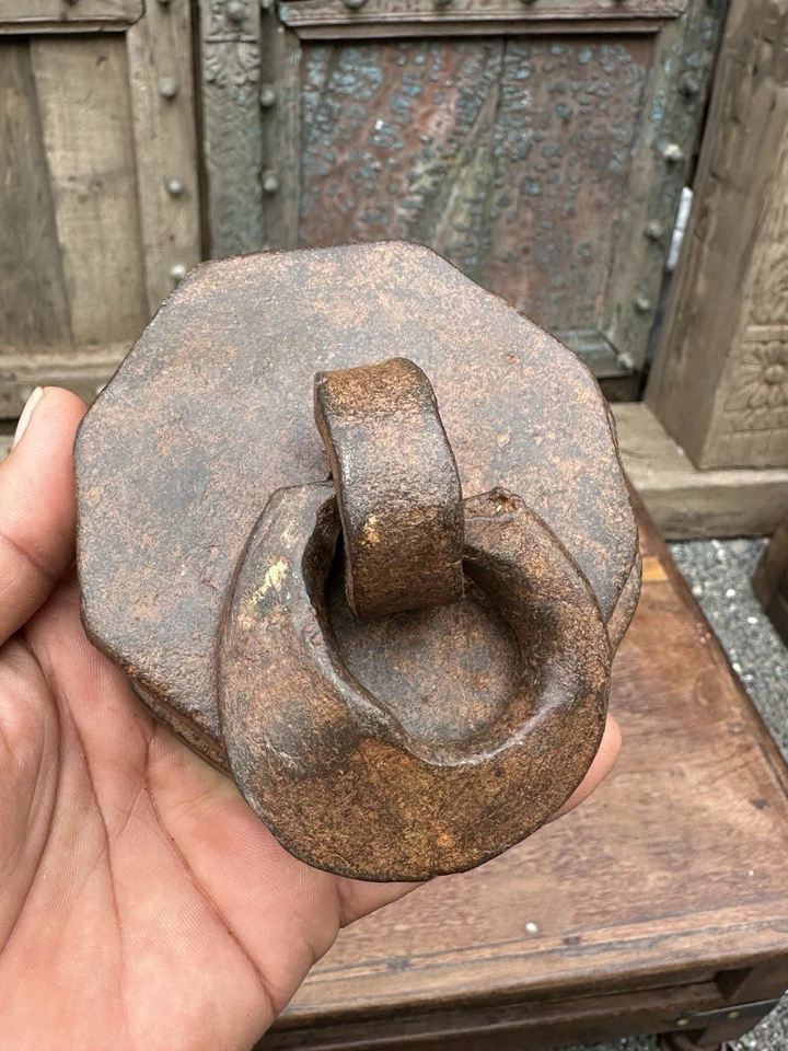 Peso antigo de metal forjado à mão Baat 1890 - Imagem 3 de 4