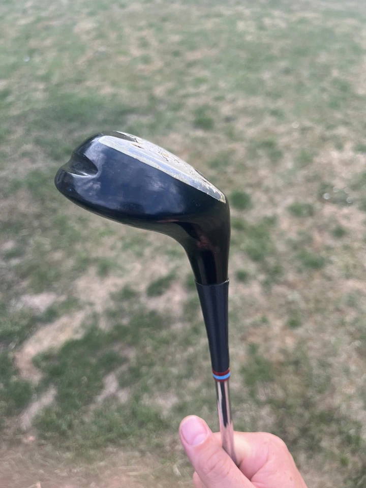 Ben Hogan  5 wood with Ben Hogan regular shaft Persimmon - Image 2 of 4