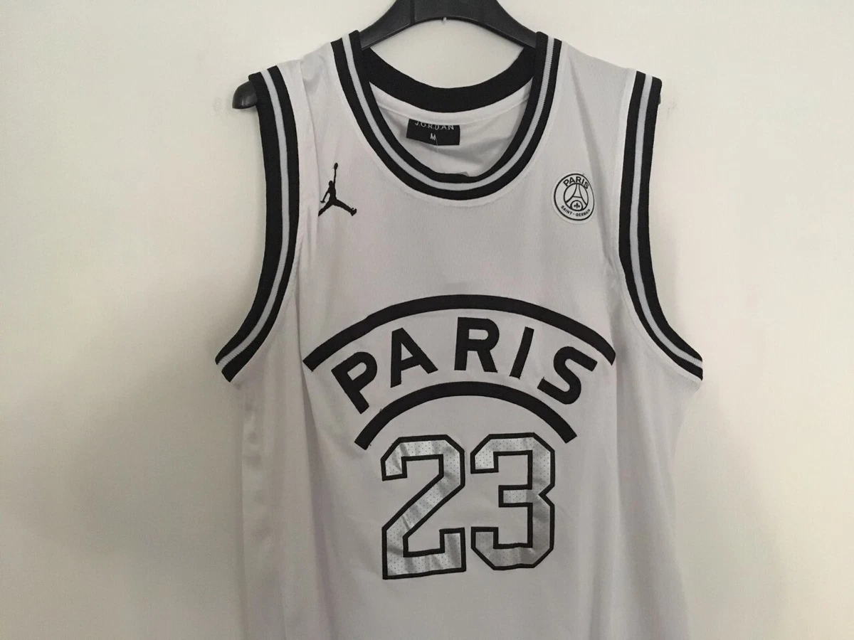 The new Paris Saint-Germain shirt inspired by Michael Jordan's Chicago Bulls