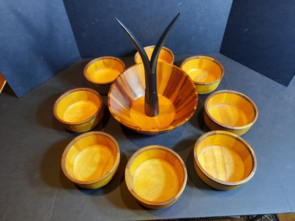 箱子和桶 8 个沙拉碗带中世纪现代碗不寻常的手柄 — 第 2/4 张图片