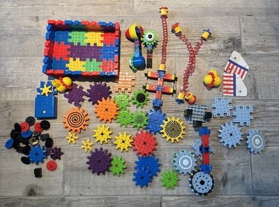 Techno Gears  Wacky Robot  and  aero trax plane  incomplete sets