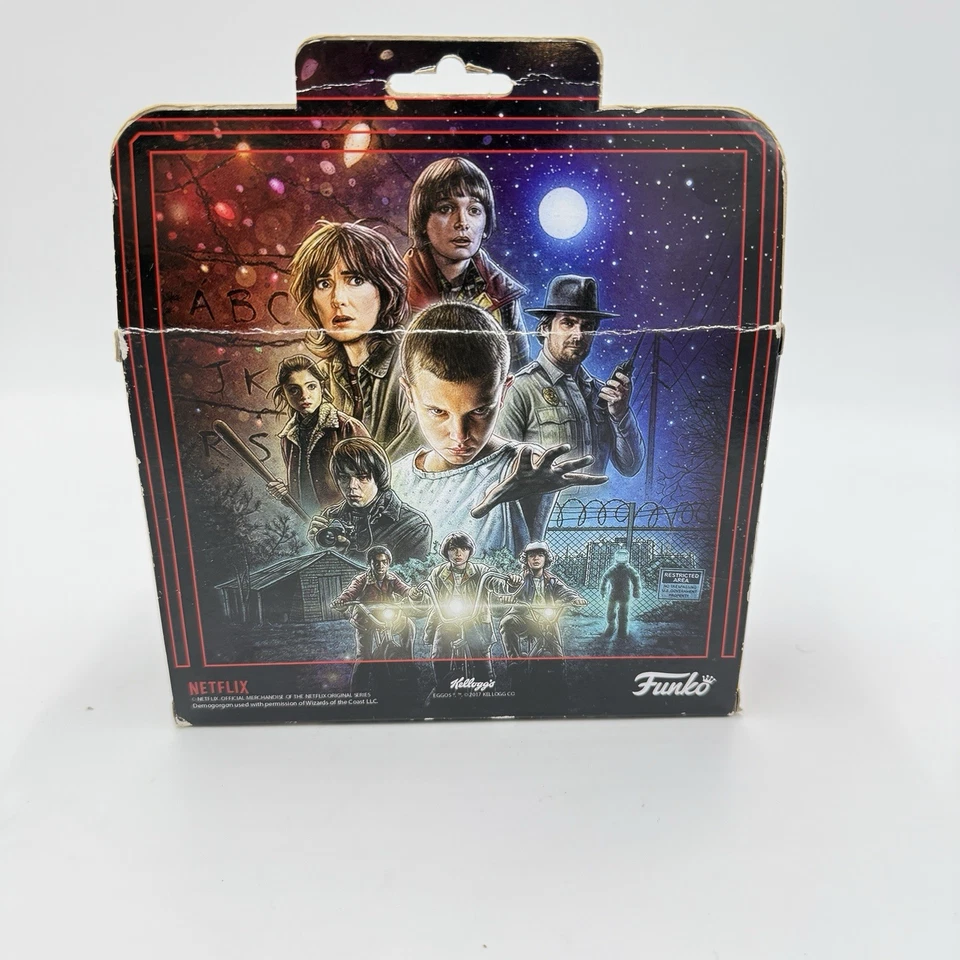 Funko Stranger Things Eleven Lucas y Mike paquete de 3 figuras de acción coleccionables Foto 3 de 4