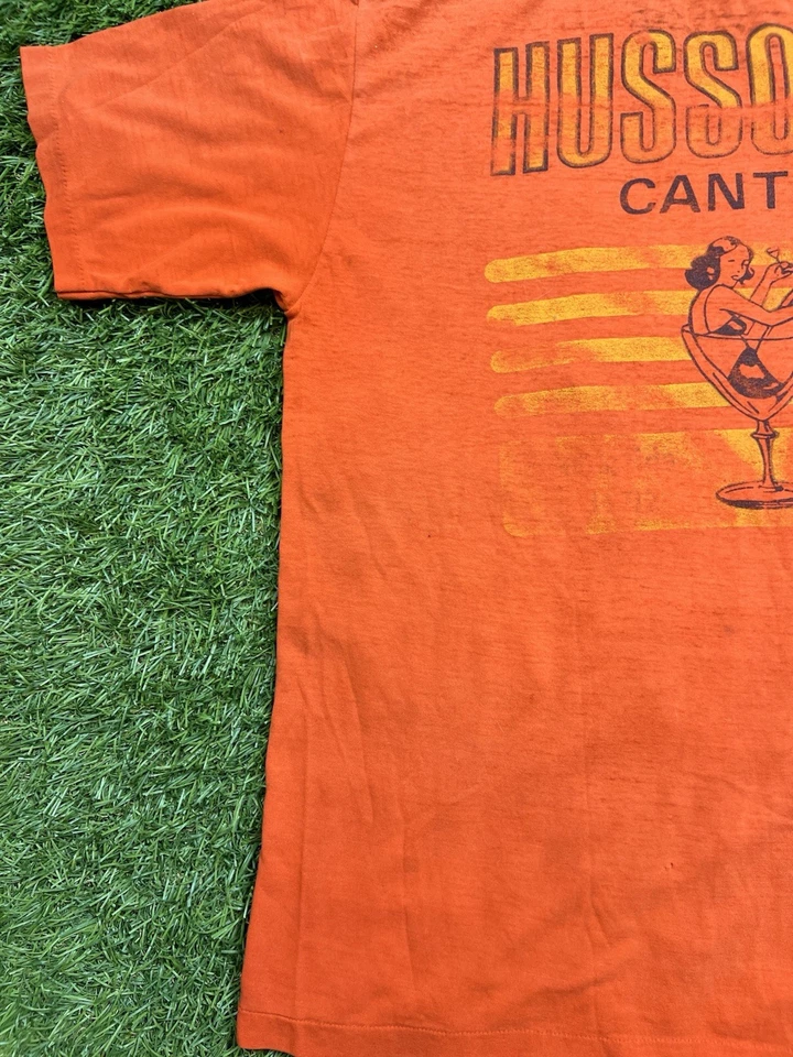 Vintage 80's Hussong's Cantina Cocktail Babe Ensenada T-Shirt Men's L Distressed - Image 2 of 4