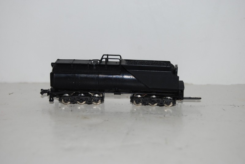 CON COR / RIVAROSSI "N" SCALE VANDERBILT  12 WHEEL TENDER