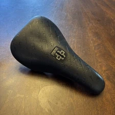 DUO X Rogue Status VERY RARE Pivotal BMX Bike Seat Gun Show Machine Black