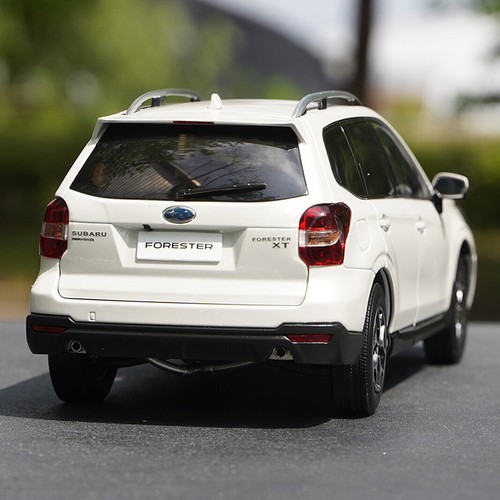 PAUDI 1/18 Scale Subaru Forester 2015 White Diecast Car Model Toy Gift NIB - Picture 4 of 7