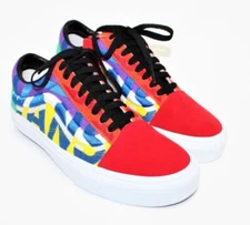 Vans Old Skool Embroidered Logo Sneaker Size 10.5 M / 12 W (Unisex)