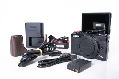 Canon EOS M100