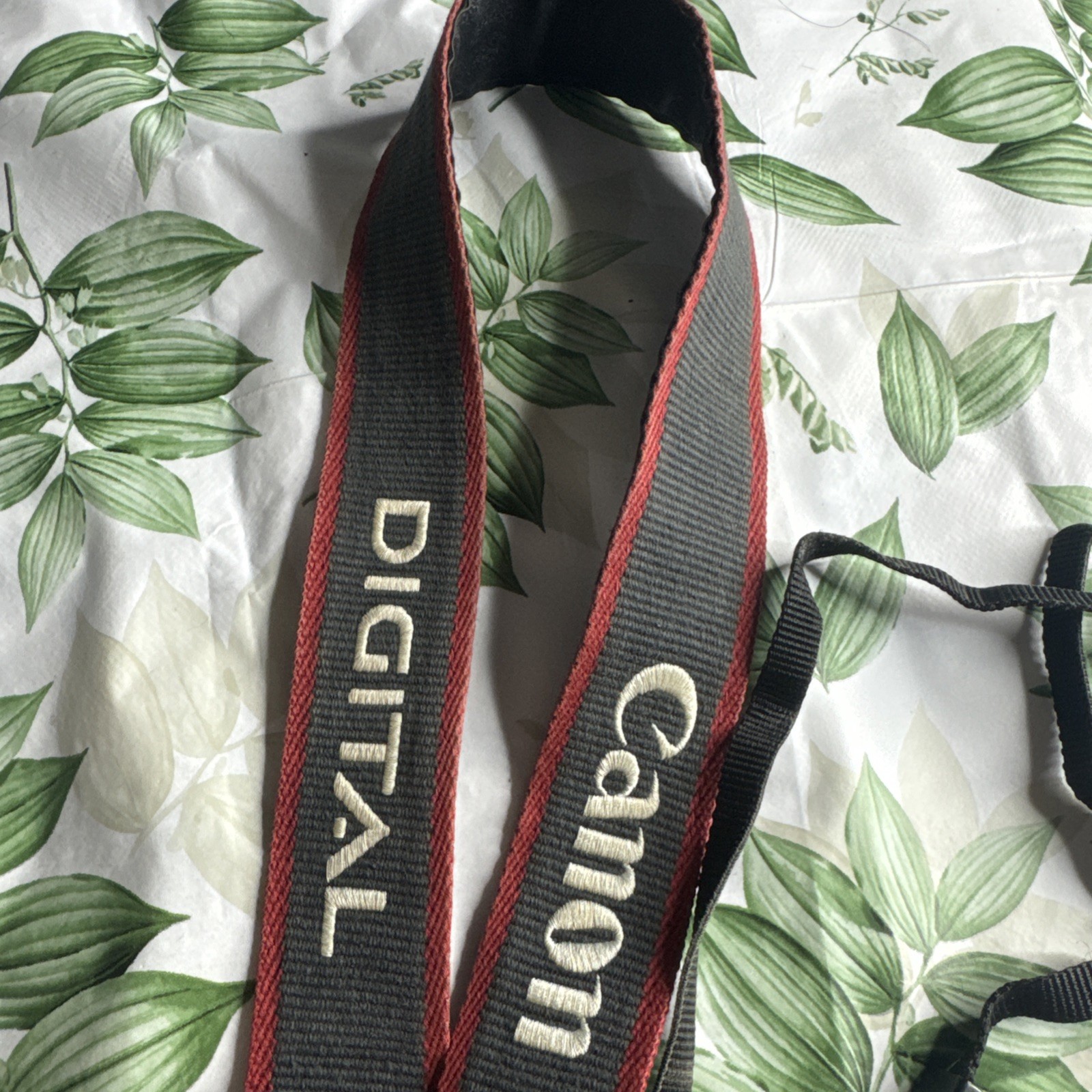 Canon EOS Digital Camera Neck Shoulder Strap