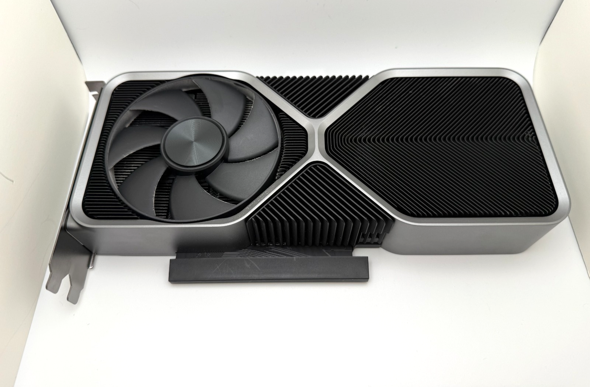 NVIDIA GeForce RTX 4070 Founders Edition 12GB Graphics Card for