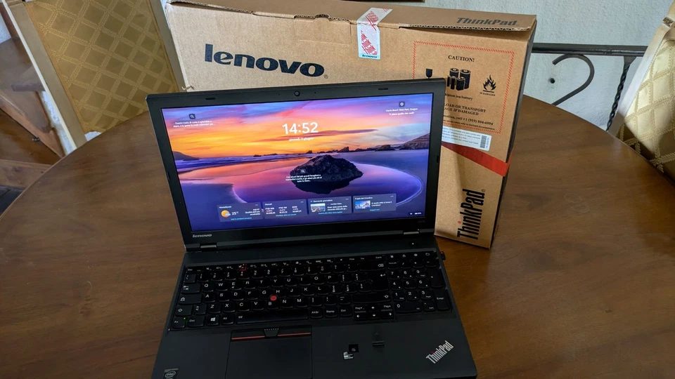 Lenovo ThinkPad W541 · i7-4910MQ · 32GB · 512GB, foto 2 di 5