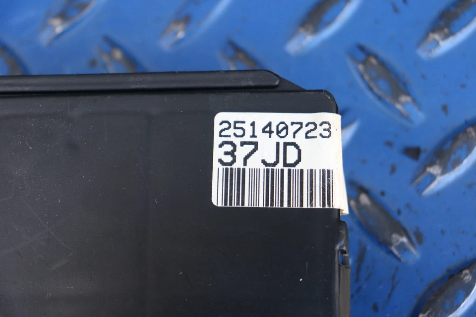 Модуль круиз-контроля 1994-1996 Chevrolet Corvette C4 25140723 - Изображение 3 из 4