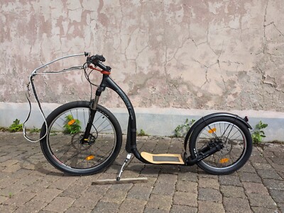 Dogscooter / Kickbike Cross Max Disc+ für den Zughundesport