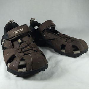 teva closed toe sandals mens