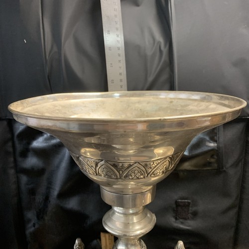 Antique English Silver Plate Epergne Centerpiece with 3 Silver Plate Bowls - Picture 6 of 10
