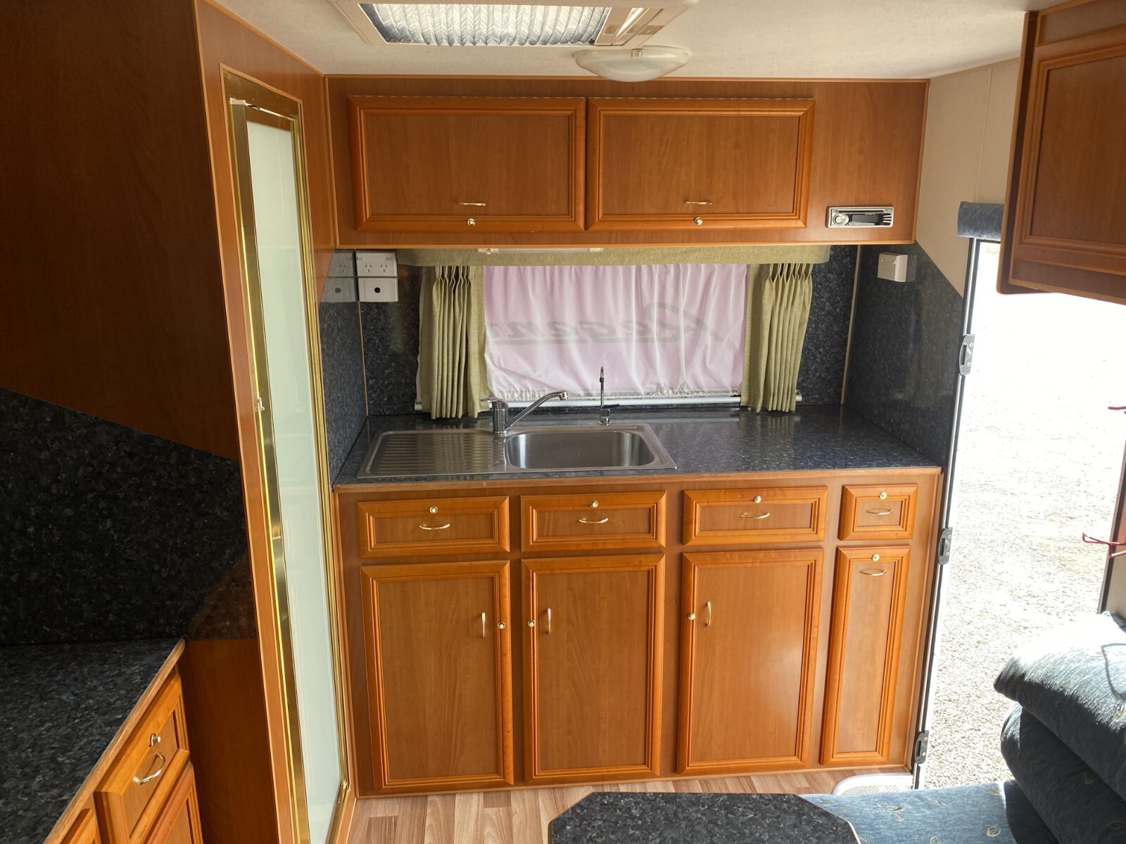 "AVAILABLE NOW" REGENT CARAVAN, TOILET/SHOWER COMBO, DIESEL HEATING eBay