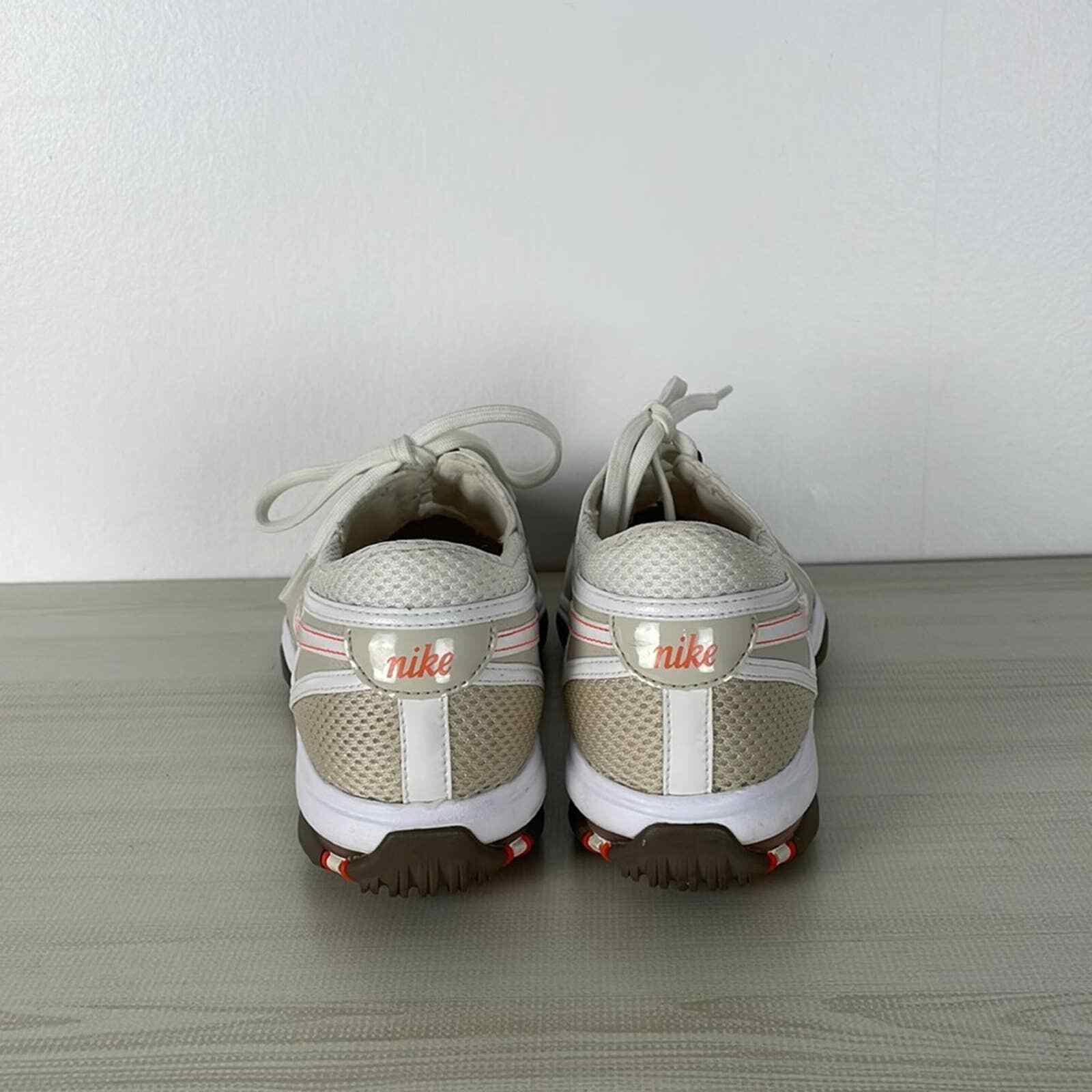 NIKE AIR Women's TAC Traction at Contact lace up Gol… Gem