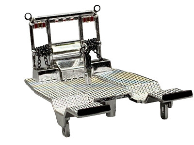 デリックディズニー 6’11” 1/64 DCP PARTS CHROME HEAVY HAUL DECK PLATE W/ BACK RACK & CHAINS