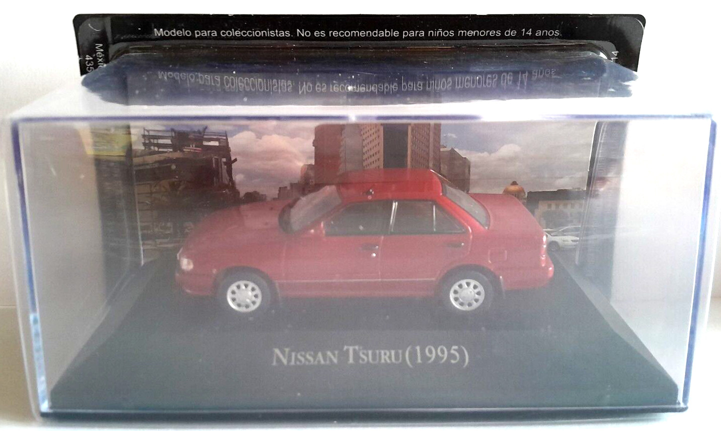 DIE CAST Nissan Tsuru 1995 - GRANDES AUTOS MEMORABLESEN MÉXICO 1/43