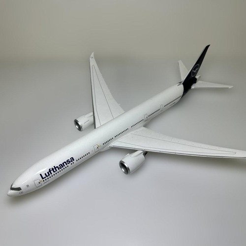 Limox Lufthansa Boeing 777X 1/200 Airplane Model Body Only