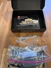 LEGO Architecture Brandenburg Gate (21011) - COMPLETE with Box & Manual