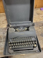 Corona Standard Portable Manual Typewriter Vintage with Case thumbnail