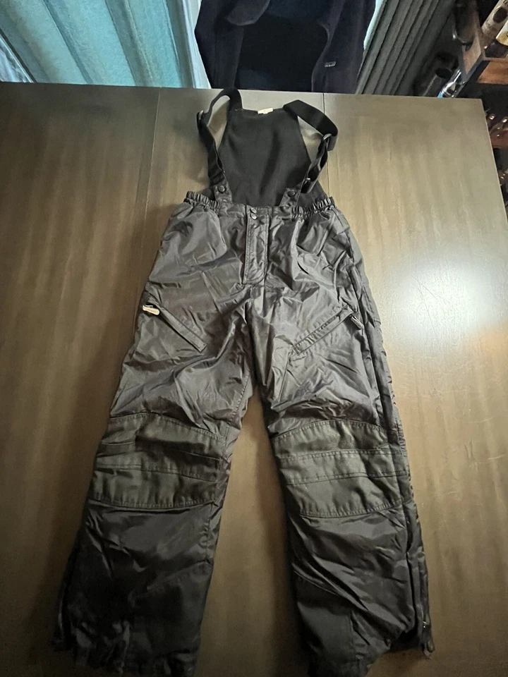Traje De Colección CHOKO HOT RIDER MOTO DE NIEVE CARRERAS Niños Talla 14 Negro y Rojo Foto 2 de 4