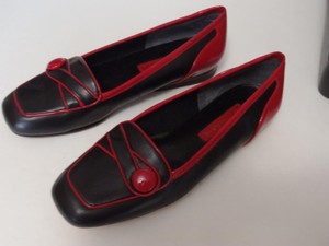 enzo angiolini black flats