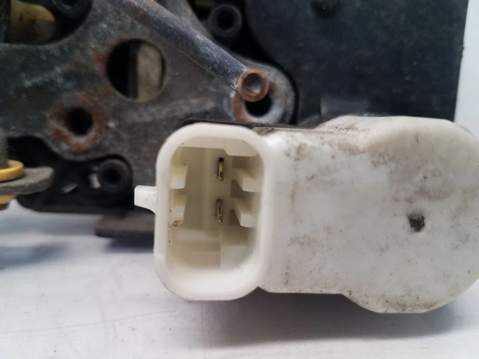 2003 Chevrolet Tahoe Passenger Right Rear Power Door Latch - Image 3 of 4