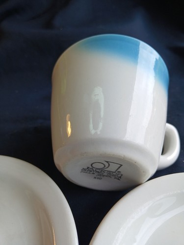 VINTAGE JACKSON RESTAURANT WARE COFFEE CUP +2 SAUCERS AIRBRUSH BLUE SAMBO'S - Picture 2 of 3