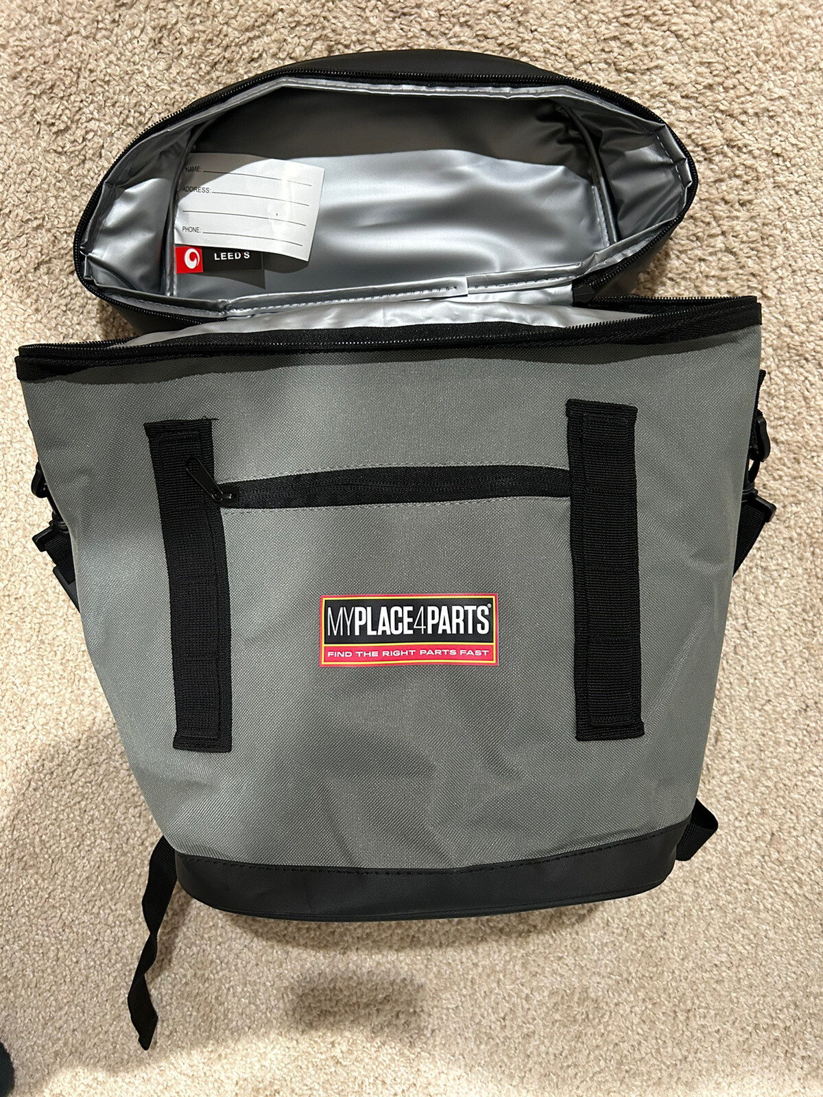 NEW Leeds Backpack 20 Can Cooler 15 x 8 x 11 With Shoulder Strap Insulated Logo
