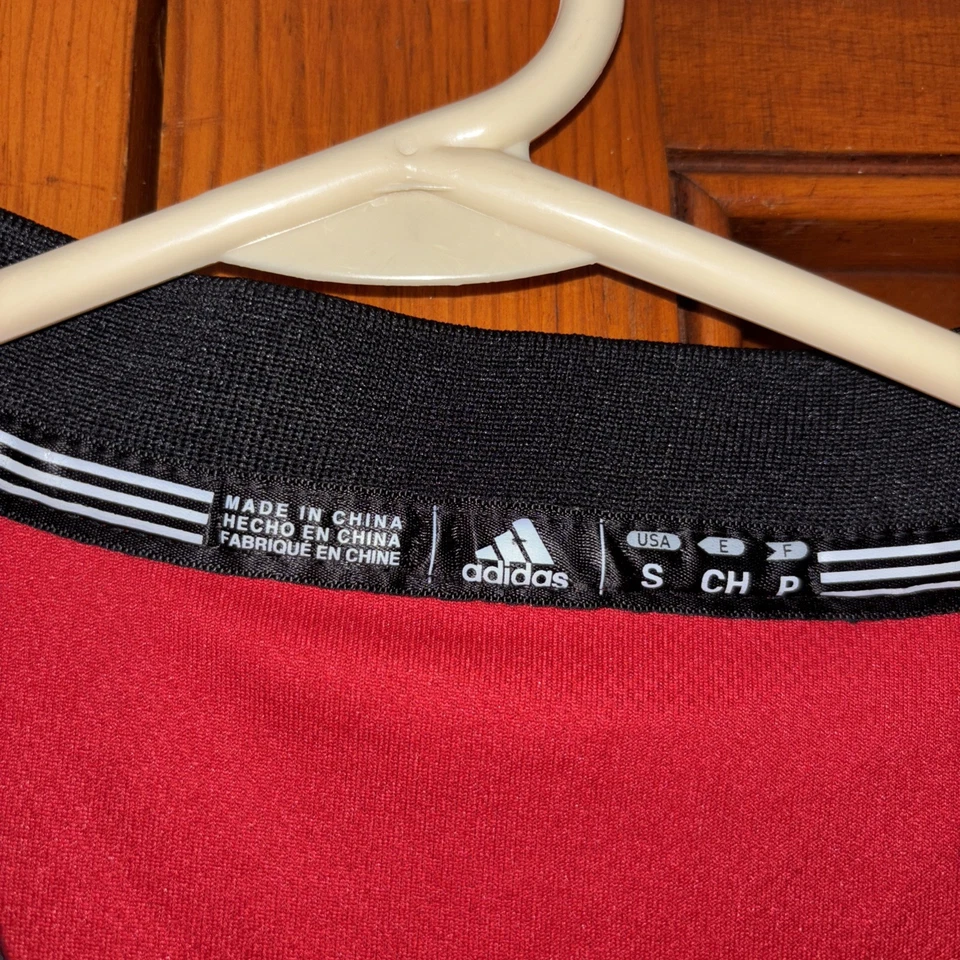 Классическая футболка Леброна Джеймса No6 Adidas NBA Miami Heat красная лиственная древесина размер S (8) - Изображение 3 из 4