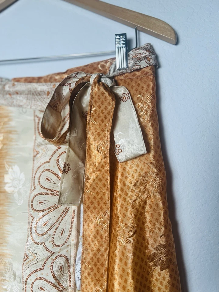 Maxi falda envolvente 100 % seda reciclada talla única floral naranja en capas gitana bohemia Foto 2 de 4